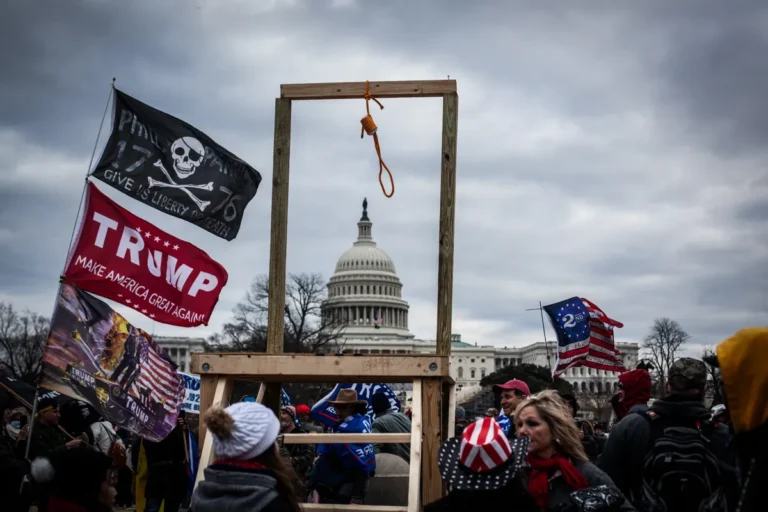 Top 10 US Headlines Today - March 30, 2025